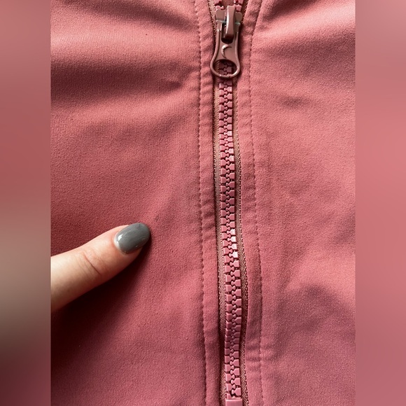 Zyia Active Top - Picture 13 of 14